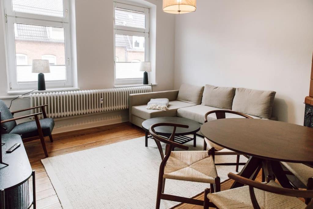 Apartamento Zentral Und Frisch Eingerichtet: 2 Zi. 24H Checkin Kiel Exterior foto